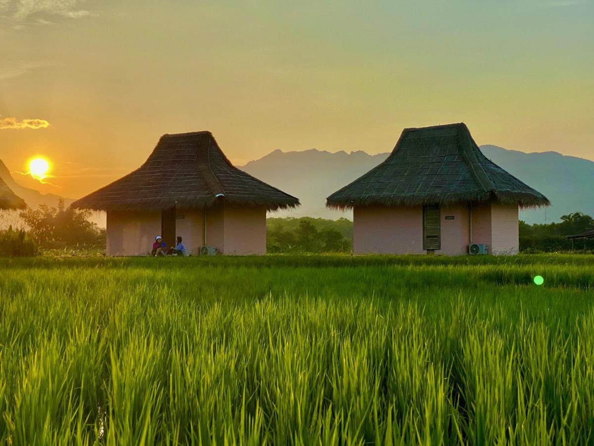 Vila Baan Porhdoi Goidao Chiang Dao Exteriér fotografie